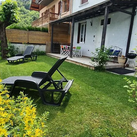 Holiday home Du Cafe Truchet *