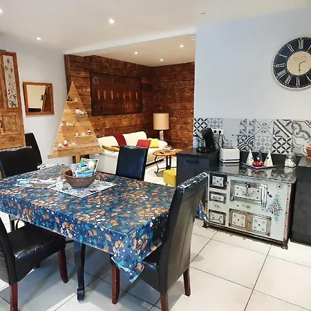 Du Cafe Truchet Holiday home Saint-Pancrace (Savoie)